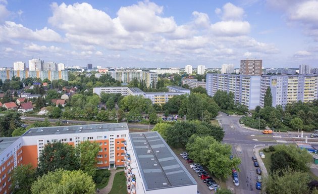 Foto von Taxistand mit Rufsäule