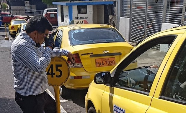 Foto de Cooperativa De Taxis Ciudadela De La Fae