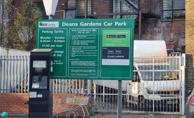 Photo of Dean Gardens Car Park