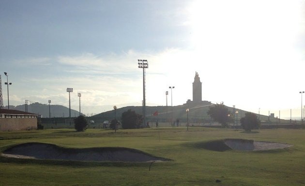 Foto de Campo Municipal de Golf Supera A Torre