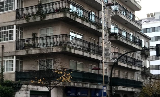 Foto de AXA VIGO - GIRALDES CASTRO (Castrelos)