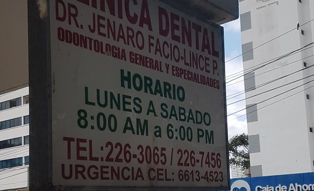 Foto de Clínica Dental Dr Jenaro Facio Lince