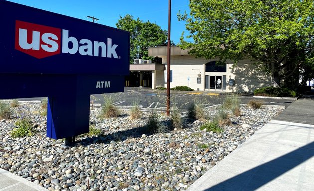 Photo of U.S. Bank Branch