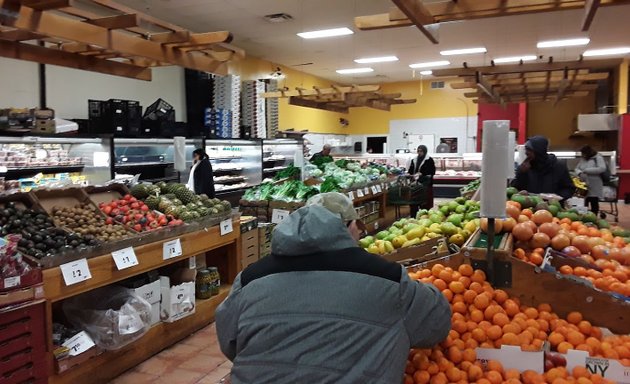 Photo of Family Fruit Market