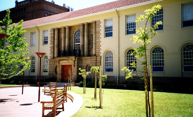 Photo of UCT Faculty of Health Sciences