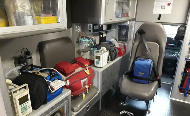 Foto de Ambulancias Privadas T.U.M. Enfermeria Especializada