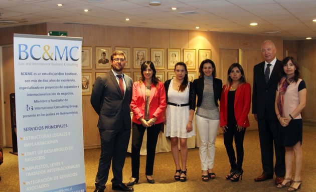 Foto de BC&MC Law and International Business Consulting | Servicios de Abogados y Contadores en Santiago