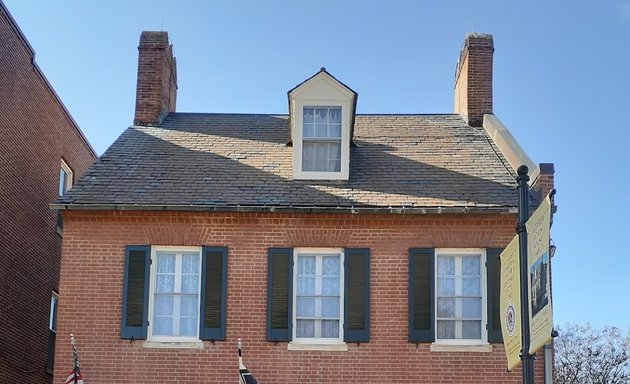 Photo of Mother Seton House