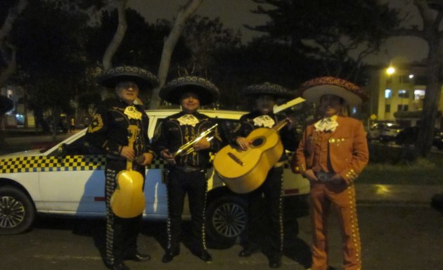 Foto de mariachis el gavilan