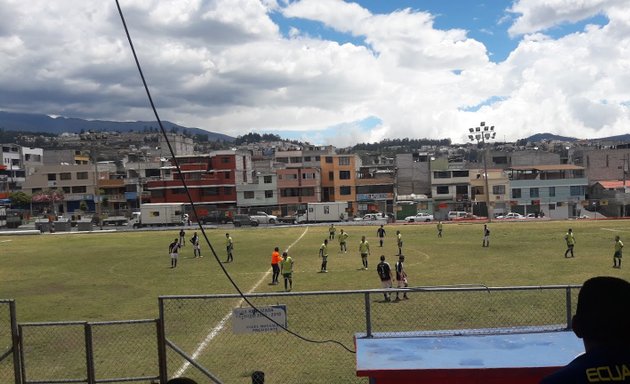 Foto de Estadio Liga Barrial de Carapungo