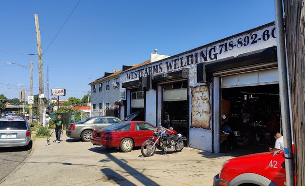 Photo of West Farms Welding & Machine Company