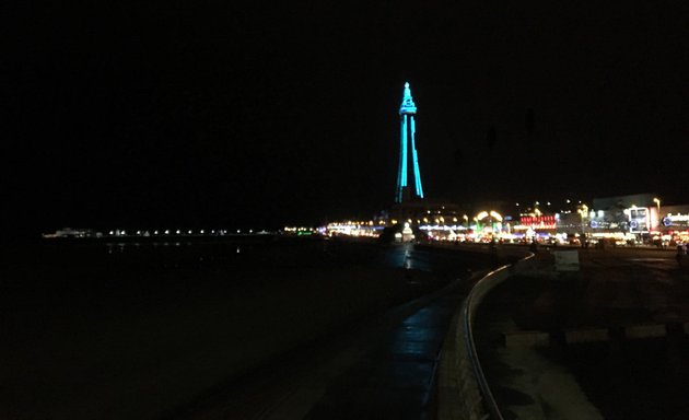 Photo of Central Pier Waltzers