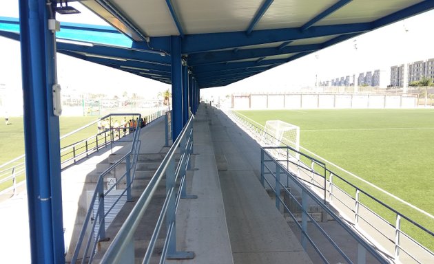 Foto de Campos anexos Ciudad Deportiva Siete Palmas