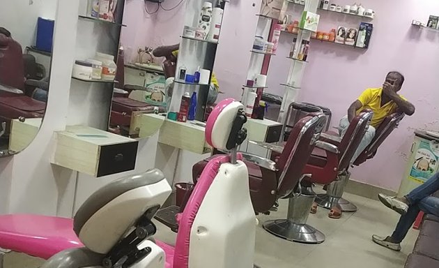 Photo of Cosmic Men's Beauty Parlour