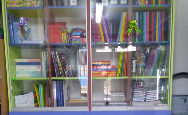 Foto de Librería de Colores