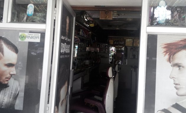Photo of Naveen Mens Beauty Parlour