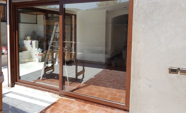 Foto de Vidrios Y Aluminios Toloza - Ventanas y Puertas