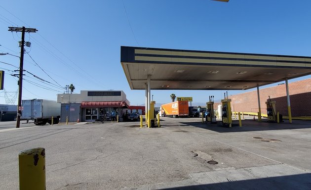 Photo of Superfine Gasoline Station