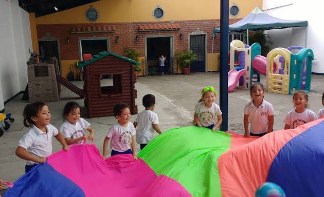 Foto de Centro de Educación Inicial "Globitos De Colores"