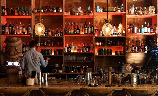 Foto von Casa Tiki, bar à cocktails