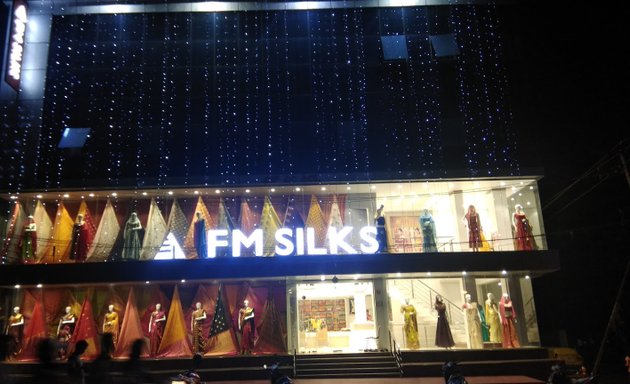 Photo of FM Silks