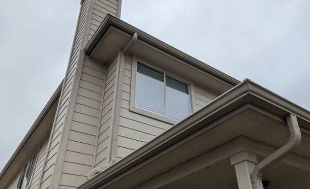 Photo of Aquaducts Seamless Rain Gutter