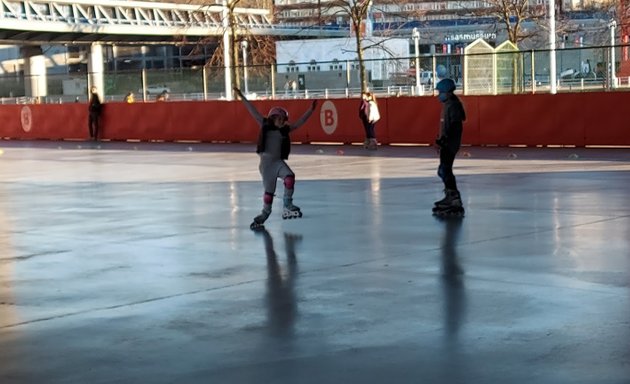 Foto de Pista de patinaje en línea