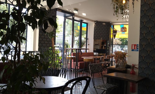 Photo de La Seine Café