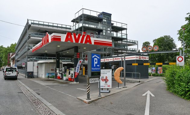 Foto von Avia