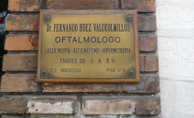 Foto de Dr. Fernando Hernández Valdeolmillos