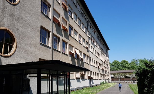 Foto von Wirtschaftsgymnasium und Wirtschaftsmittelschule Basel