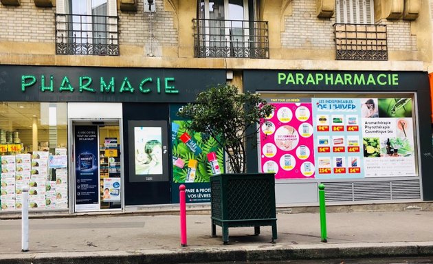 Photo de 💊 PHARMACIE PARIS | Rue Eugène Jumin Paris 19ème