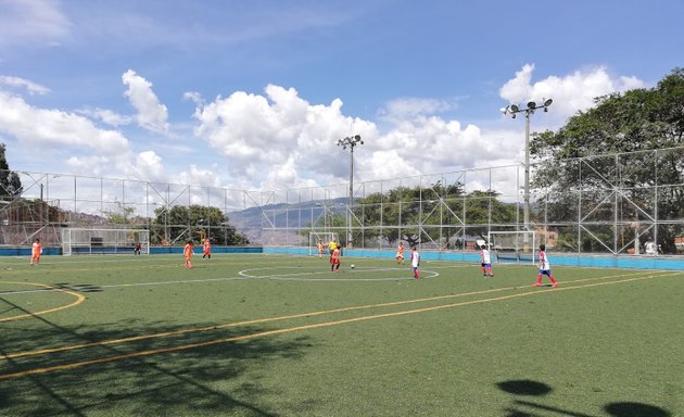 Foto de Cancha Sintética De Futbol Salado Parte Alta