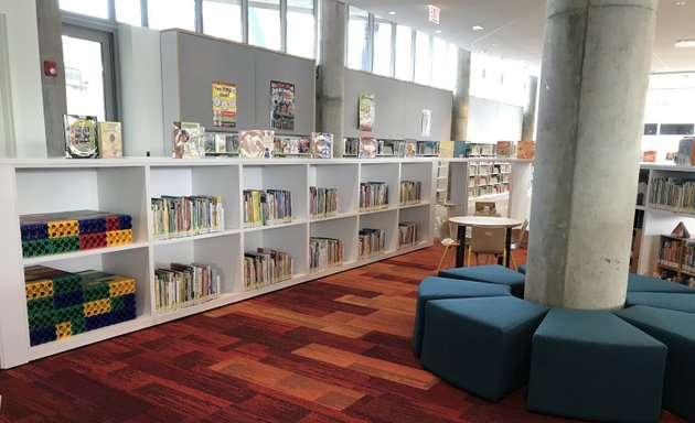 Photo of Northtown Branch, Chicago Public Library