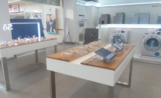 Photo of Samsung Store