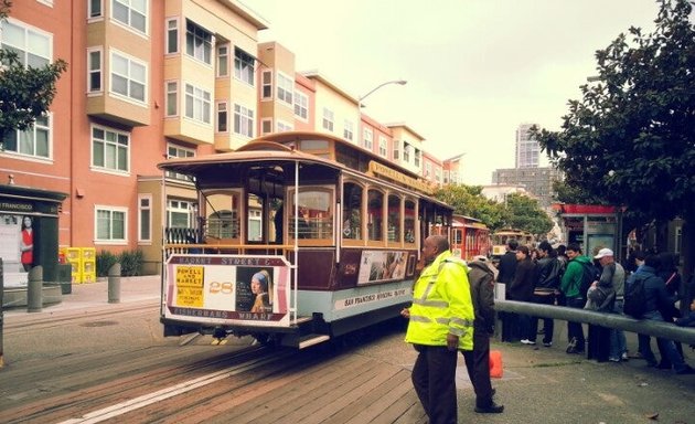 Photo of SFMTA Bay and Taylor Public Transit Kiosk