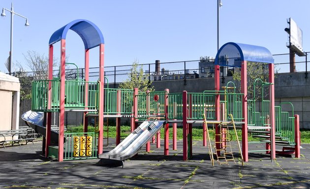 Photo of Othmar Ammann Playground