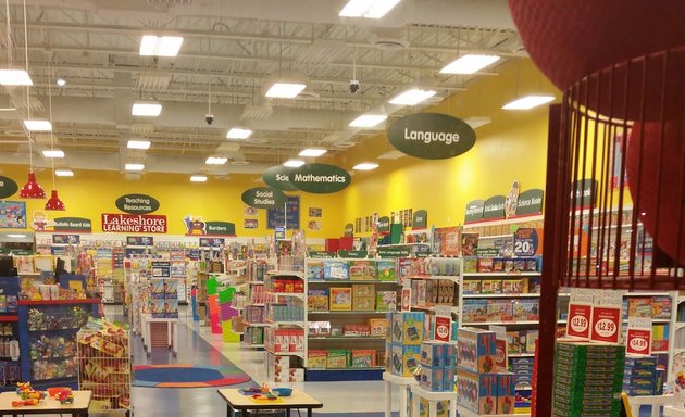 Photo of Lakeshore Learning Store
