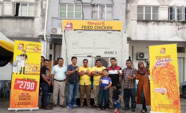 Photo of Famous's Fried Chicken