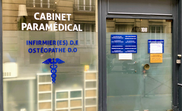 Photo de Cabinet Paramédical La Fontaine / Mozart : Infirmiers et Ostéopathe