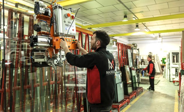 Foto de Macrisal | Carpintería de Aluminio Barcelona