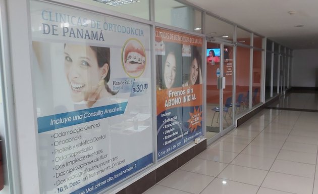 Foto de Clínica de Ortodoncia Y Estética Dental | Villa Lucre