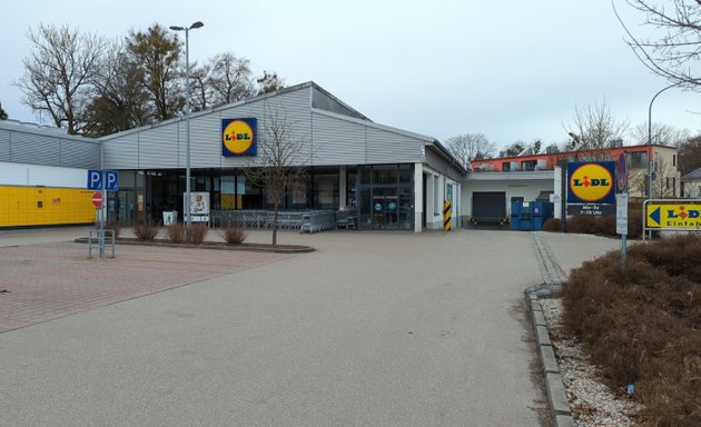 Foto von DHL Packstation 268