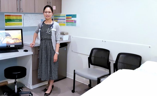 Photo of Dr. Frances Wang ND