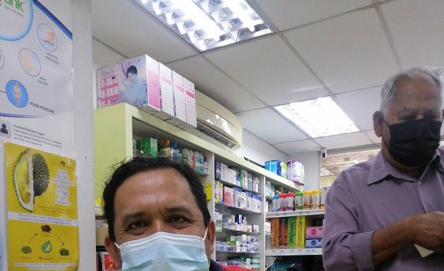 Photo of Farmasi Chong Kepala Batas