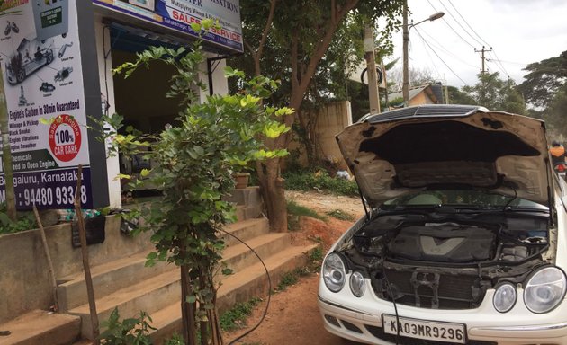 Photo of Car care engine decarbonisation center