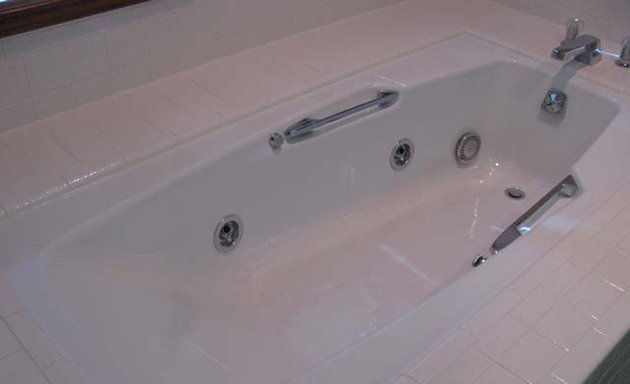 Photo of Amazing Bathtub Reglazing