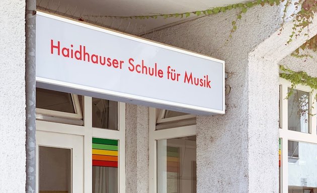 Foto von Musikschule München Haidhausen, Inh. Christa Käser und Stefan Flemmerer