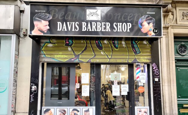 Photo de Davis barber shop