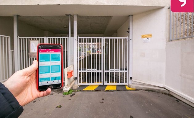 Photo de Yespark, location de parking au mois - Corvisart - Paris